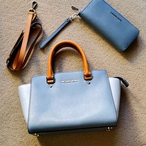 Michael Kors Selma Handbag and matching wallet